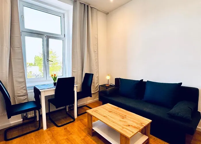 Comfortable Private In 3br Near Kaufpark Alterlaa Βιέννη