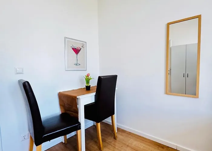 Comfortable Private In 3br Near Kaufpark Alterlaa