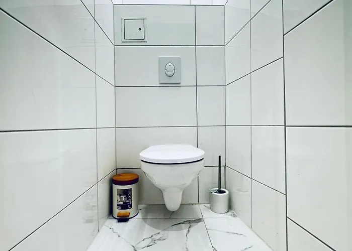 Comfortable Private In 3br Near Kaufpark Alterlaa Διαμέρισμα
